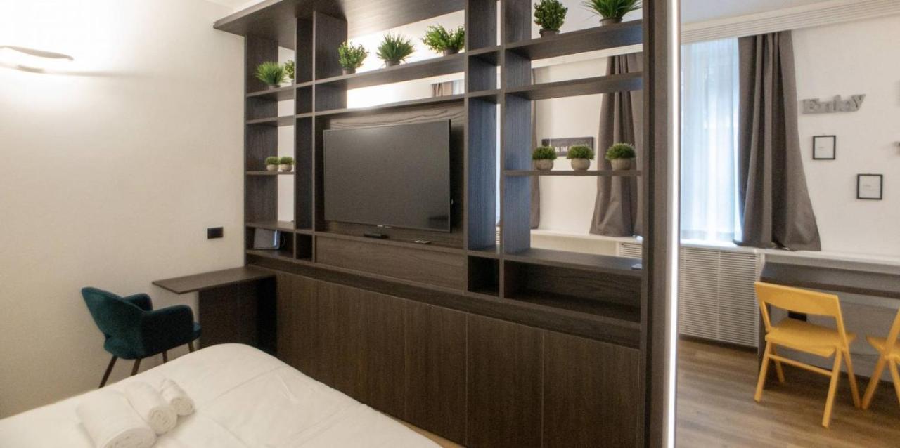 Madonnina Apartment Милано Екстериор снимка